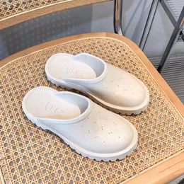 sandali in gomma Slipper womens sandale pone piatto estate piscina piscina lussuosa cursore di lusso di lusso a piattaforma nuova piattaforma da uomo in schiuma da uomo piatto mulo slide casual gaming girl bxo bxo