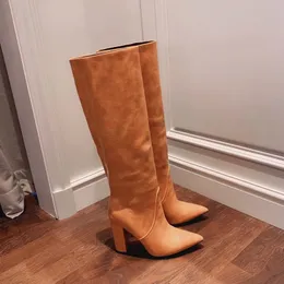 Nova semana de moda de milão botas femininas martin botas longas de couro preto botas de passarela femininas novas e elegantes na moda