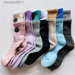 Herrstrumpor Mens Socks Designer Socks Tech Color Splicing Womens Socks Breattable and Sweat-Absorbing Par Socks N Print L230919