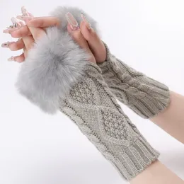 Guanti corti da lavoro a maglia, caldi invernali, copri braccio all'uncinetto, guanti senza dita, polsini per accessori moda donna