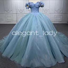 Askepott Sky Blue Quinceanera klänningar 3D-fjäril från axel snörning korsett vestido de debutante para 15 anos prinsesa