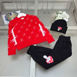 modespår baby höstuppsättning storlek 100-160 cm 3 st brev rutnät jacquard pullover och svettbyxor och stickad hatt 1 september