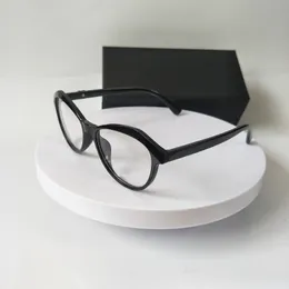 Ultralight płaskie przezroczyste okulary przeciwsłoneczne mężczyzna Kobieta luksusowe designerskie okulary okulary dekoracyjne okulary optyczne soczewki