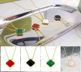 Colliers pendentif de luxe classique pour femmes élégant 4 collier médaillon trèfle à quatre feuilles de haute qualité chaînes ras du cou Designer Jewelr9681116