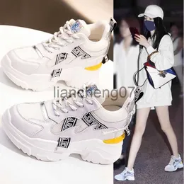 Klänningskor plattform sneakers äkta läderkilar skor för kvinnor läder casual skor sneakers kvinnor lyxiga sneakers femme zapatos mujer x0920