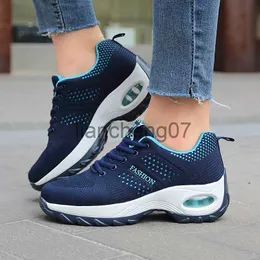 Klänningskor Kvinnor Plattformskor andas lätta sneakers för kudde kvinna mode kvinnlig som kör zapatillas mujer plataforma x0920