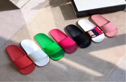 Nouveau 2019 luxe Designer été sandale à glissière en caoutchouc pour hommes et femmes pantoufle plate lumineuse sensation d'été colorée imprégnant la plage fl8216635
