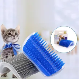 猫のおもちゃ4色のペットおもちゃのコーナー猫ブラシのコームプラスプラスチックスクラッチ毛の毛マッサージャーセルフグルーミングスクラッカーRoduct298i