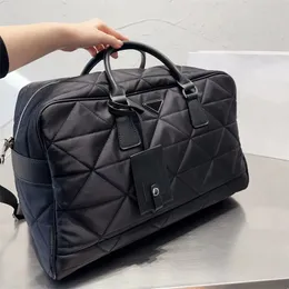 2023 Designer Duffle Bag Herren Reisetasche Umhängetasche Umhängetaschen Handgepäck Frau Luxurys Handtaschen 5A