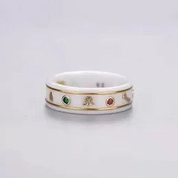 Ny stil vit jadefashion stil svart vit keramisk kluster ringar bague anillos för män och kvinnor engagemang bröllop par smycken älskare gåva