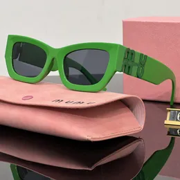 Güneş Gözlüğü Tasarımcı Güneş Gözlüğü Tasarımcı Polis Tasarımcı Okuma Güneş Gözlüğü İnsan Gözlükleri İçin Kişilik Popüler Erkekler Goggle Kadın Gözlükler Çerçeve Vintage Metal Güneş