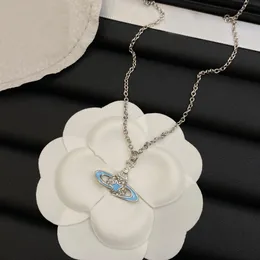 Diamond Pandant Necklace Designer 18K Gold Plated Chain Saturn Choker Halsband för kvinnor smycken tillbehör grossist