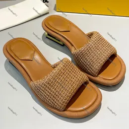 Dames echt leren sandalen Luxe sexy slippers Designer sliders Echt leer Zomer Dames Strand Hoge hakken Dame Slippers met doos en stofzak