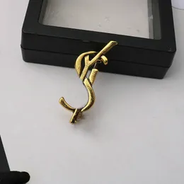Lüks Broşlar Tasarımcı Erkekler Kadın Broş Pimleri Marka Klasik Gold Broş Pin Takım Elbise Pimleri Lady Tasarımcı Takı