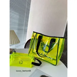 أكياس التسوق الجديدة 2Piece مجموعة Women Facs Summer Jelly Beach Bag سعة كبيرة من حقائب التسوق الشفافة أزياء زهرة المحافظ