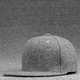 Adult Top Quality Wool Felt Snapback Caps Winter Hip Hop Bboy Flat Peaked Cap Solid Skateboard Hat Men Woolen Baseball Hats 201026292r