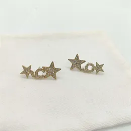 2023 Luxury Quality Charm Stud Earring med Sparkly Diamond i 18K Gold Plated Have Box Stamp PS7415A302G