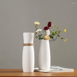 Vasi Vaso da fiori in ceramica moderno e minimalista Soggiorno creativo Ghirlanda bianca Ornamenti decorativi per la casa europea