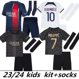 Maillots White Away Mbappe 7 Soccer Jerseys Dembele Black R. Sanches Hakimi 23 24 ENFANTS MAILLOT 2023 Fjärde fotbollströjor Kits Kidsutrustningens uniformer