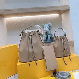luxurys Handbag Women elegant Designer shoulder bags todbag top quality cowhide Commuter Handbag Shopper Crossbody bucket 230915