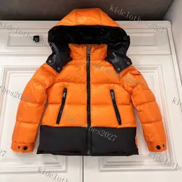 Abbigliamento firmato per bambini Piumino per bambini Cappotto caldo spesso per bambini Stile genitore-figlio Capispalla per bambini Autunno Inverno Giacca lunga da pane con cappuccio in oca bianca Ragazza ragazzo Tuta da sci di lusso