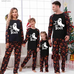 Familjsmatchande kläder 2023 Nya Halloween Party Clothes Parent-Child Pyjamas Set Skull Print Family Matching Outfits Baby Romper Soft Loose Sleepwear T230921