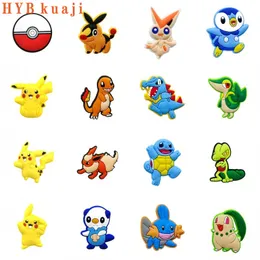 Hybkuaji anpassade 100 st pika chu po ke mon sko charms grossistskor dekorationer pvc spännen för skor hyb137-01-15