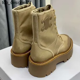 새로운 23SS Mens Triomphe Boots 여성 디자이너 부츠 스웨이드 캐주얼 마틴 부츠 패션 브랜드 시그니처 플랫폼 부츠와 어퍼.