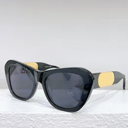 Projektanści okulary przeciwsłoneczne do jazdy podróżą retro i modne kobiety nieregularna rama płytowa z metalowym symbolem na bocznym łańcuchu Z1984U dla mężczyzn