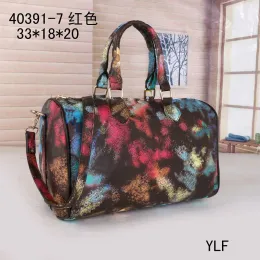 حزم عيد الميلاد العلامة التجارية يوم الحزم رسائل Splash Women’s Travel Bag Fashion Plant Enk Printing Black Red White 33*18*20cm