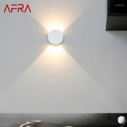 Lampa ścienna Afra Współczesne białe kinkiety Lekkie światło dwukierunkowe źródła do jadalni