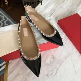 New 23ss Ladies Studded Dress Shoes Sandals Sexy Studded Slippers Designer Women Nude Fashion brand Wedding high heels