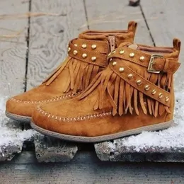 Buty buty zamszowe Retro Tassel nity zimowe ciepłe płaskie bawełniane buty komfortowe okrągłe palce boczne zamek błyskawiczny Botas Botas 230920