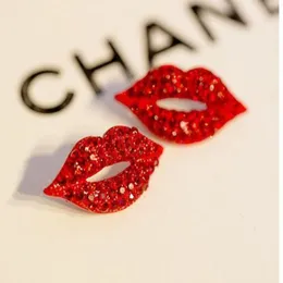 NEW Sexy Red Lip Diamond Stud Earrings Vintage Fill Rhinestone Big Stud Earring Women Girl Fashion Evening Party Jewelry Valentine1568816