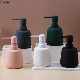 Liquid Soap Dispenser Ceramic Hand Wash Shampoo Bottle Solid Color Body Wash Lotion Bottle Dispenser Home Portable Soap Dispenser Badrumstillbehör 230921