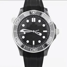 Watches PVD Men Herr Ceramic Bezel Luxury Watch Watches Origina Automatisk mekanisk rörelse Rubber James Bond 007 300m Master MO326V