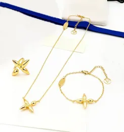 Europe America Fashion Jewelry Sets Lady Womens Gold-color Metal Engraved V Letter ette Necklace Bracelet Ring M00379 M00372 M003659528188