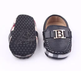 Baby moccasins PU Leather Toddler First Walker Soft soled girls shoes Newborn 01 years baby boys Sneakers4418720