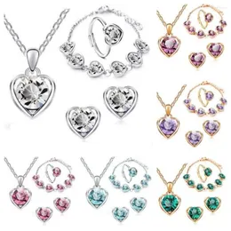 Collier boucles d'oreilles ensemble bijoux cristal coeur 4 pièces/ensemble alliages bague femmes