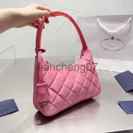 Kvällspåsar designer väskor kvinnor axel väskor handväska het försäljning lady crossbody hobo underarms påse nylon väskor handväskor svart handväska påse gittermönster plånböcker med bo