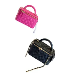 2022 New Classic Quilted Vanity Bag With Mirror Top Co Handle Tote Crossbody Shoulder Cosmetic Case2113776