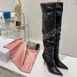 Amina stiletto buty kobiety patent skórzane zimowe długie łodzie luksusowe marka buty butów kobiety Muaddi na seksownym high pięty Factory Factory rozmiar 35-42 nad kolanem