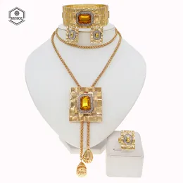 Bröllopsmycken set mode Dubai Gold Plated Woman Pendant Set Champagne Necklace Simple Armband Earring Ring Syhol 230922