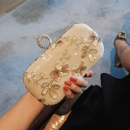 Borse da sera Borse di lusso Donne Designer Ricamo Anelli per dita Borsa Elegante Matrimonio Banchetto nuziale Bolsas a spalla 230921