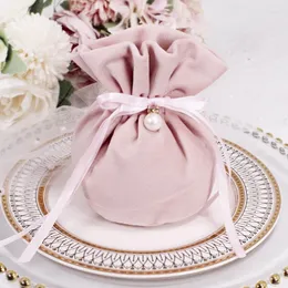 Opakowanie na prezenty 10pcs luksusowe aksamitne torby z perłowym sznurkiem Bożego Narodzenia przyjęcie urodzinowe Cooikes Cukierki