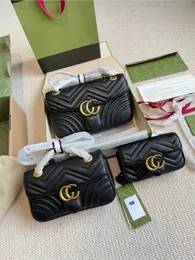 Дизайнерская сумка Роскошные сумки Сумки на ремне Marmont Женская мода Цепочка через плечо в форме сердца Конверт Черные классические сумки-тоут из натуральной кожи 3 размера с серийным номером