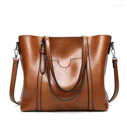 Kvällspåsar Kvinnor Bag Oil Wax's Leather Handväskor Luxury Lady Hand S With Pell Pocket Messenger Female Big Tote Sac Bols