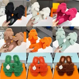 Designer Cotton Slippers Luxury Sandals Women's Slippers Flip Flops Casual Fashion Slippers Winter Warm Furry Slippers