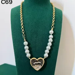Colar de pingente de charme feminino designer marca amor colar de ouro clássico presente de luxo colar de pérola novo outono vintage design jóias