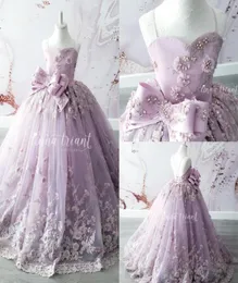 Lavender Beaded Ball Gown Girls Pageant Dresses Spaghetti Straps Princess Flower Girl Dress Appliqued First Communion Dress9543451